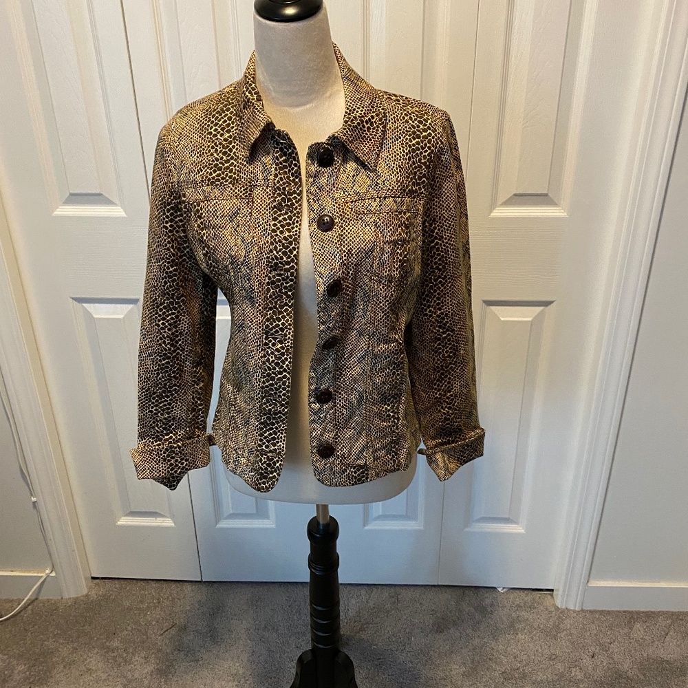 Women’s Tribal size 8 Animal print jacket